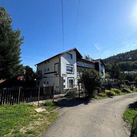 Casa David Hotel Buşteni Eksteriør billede