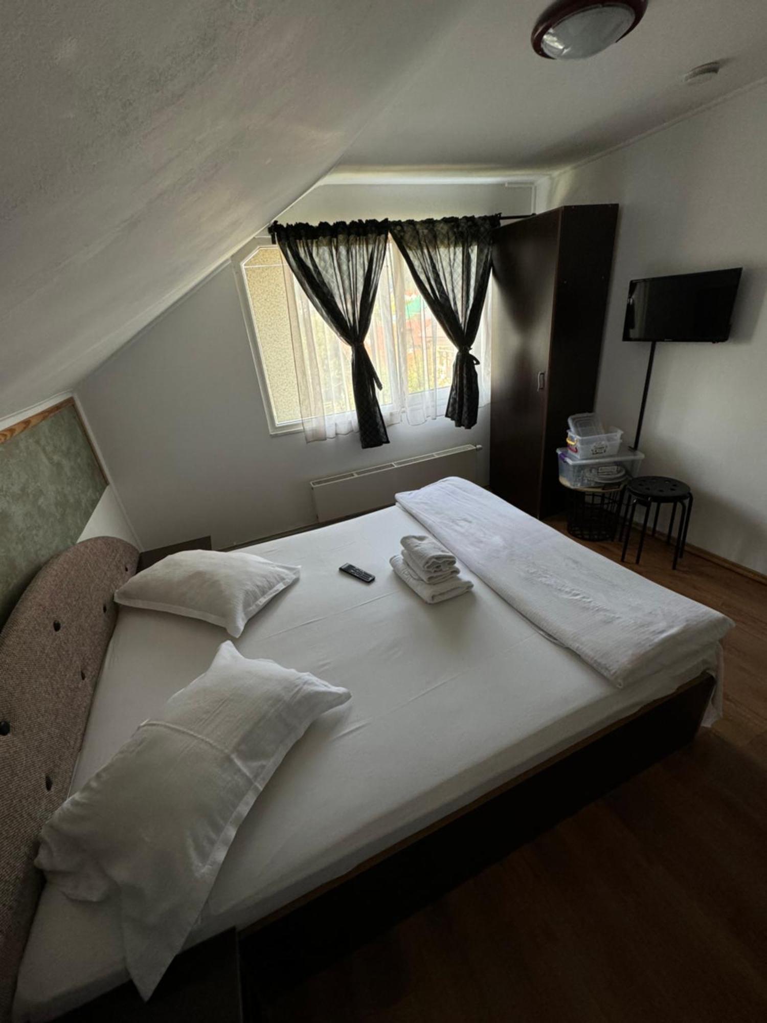 Casa David Hotel Buşteni Eksteriør billede