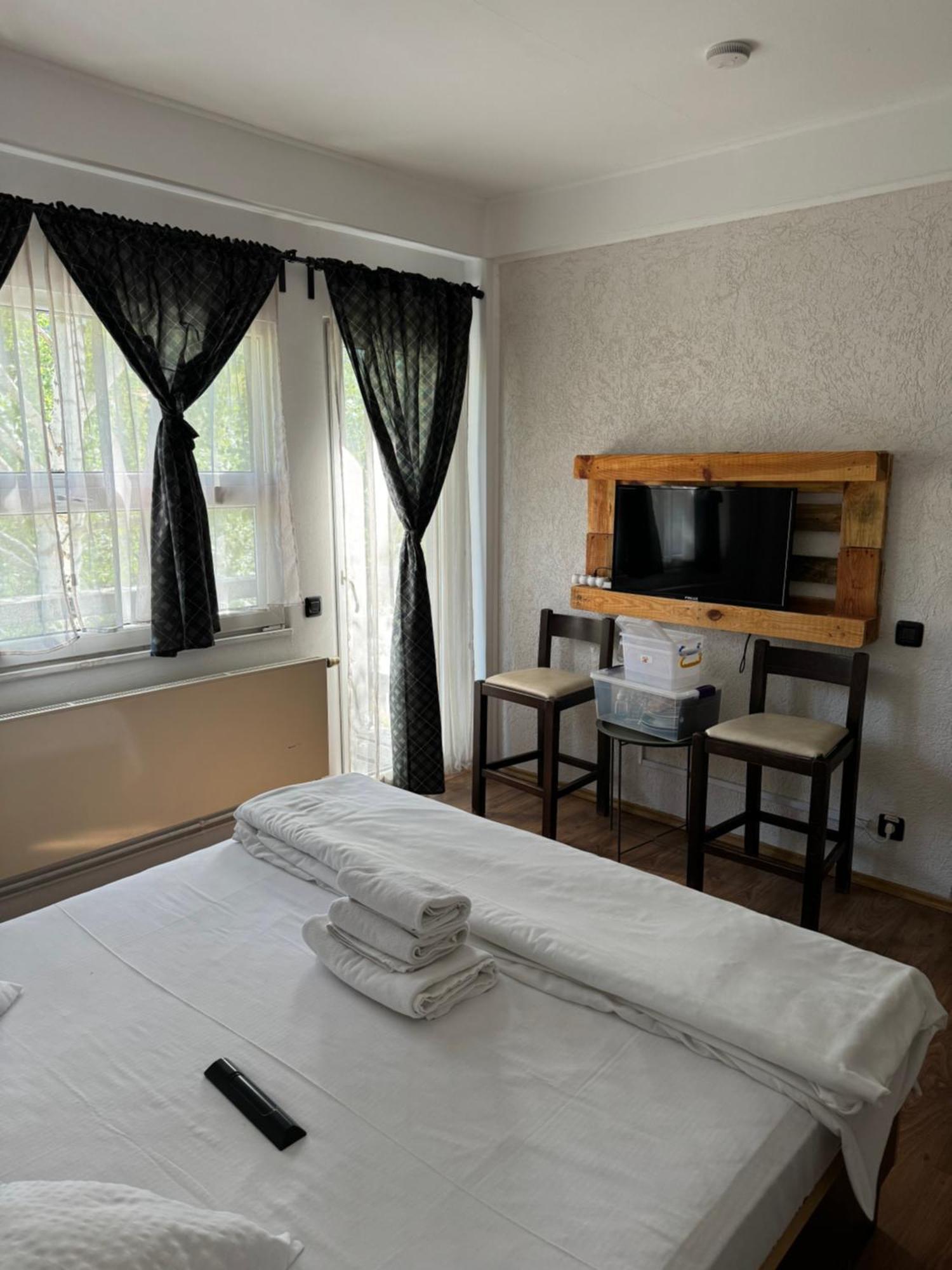 Casa David Hotel Buşteni Eksteriør billede