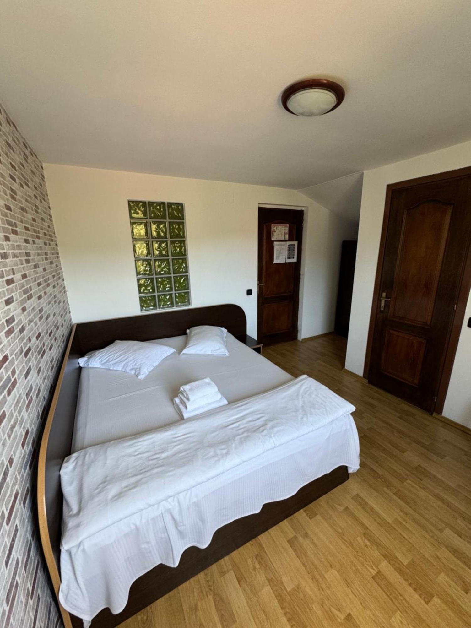 Casa David Hotel Buşteni Eksteriør billede